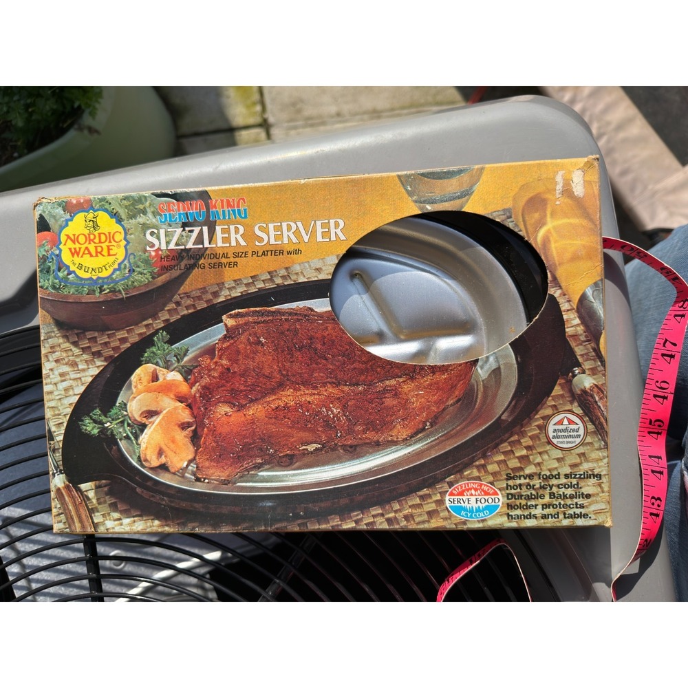 Vintage Nordic Ware Servo-king Sizzler Durable Metal Platter Holder #310 w/ Box‎